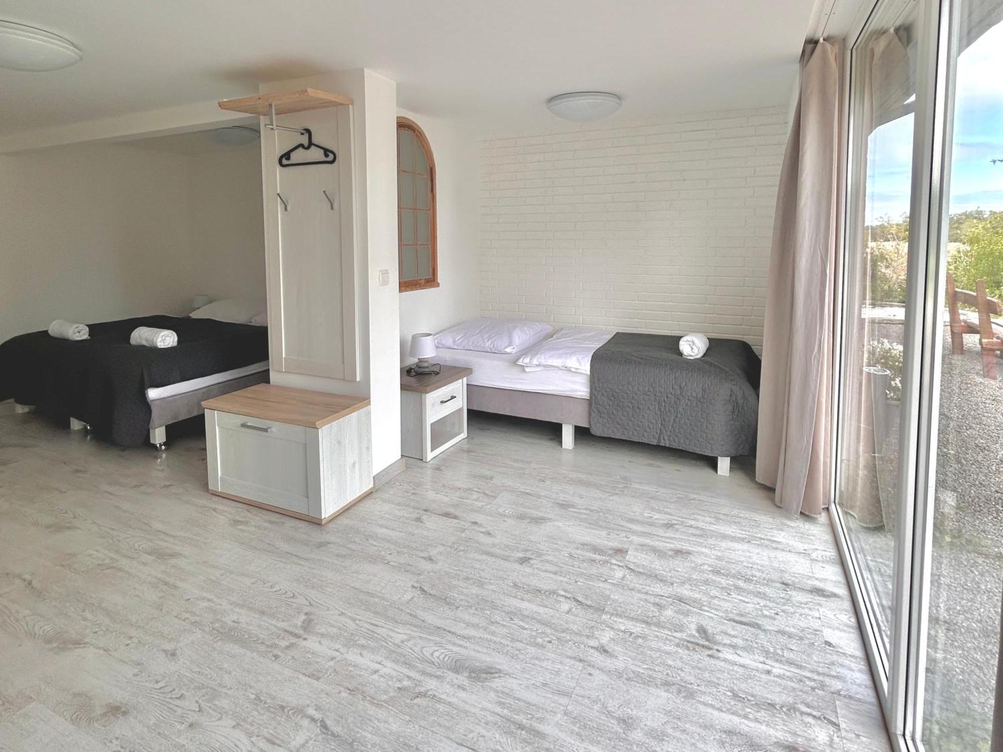 Apartamenty Molle Åkirkeby Екстериор снимка