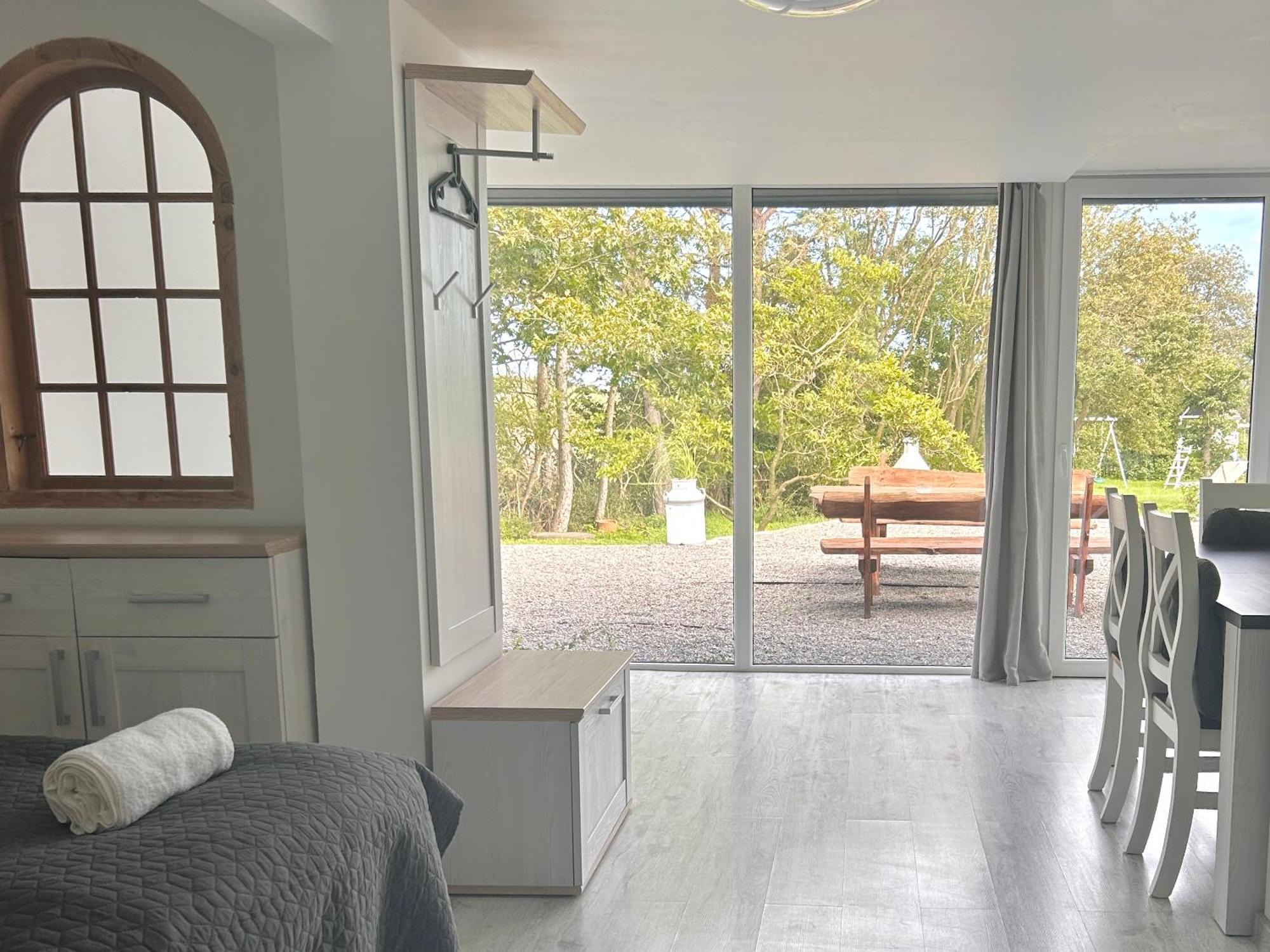 Apartamenty Molle Åkirkeby Екстериор снимка