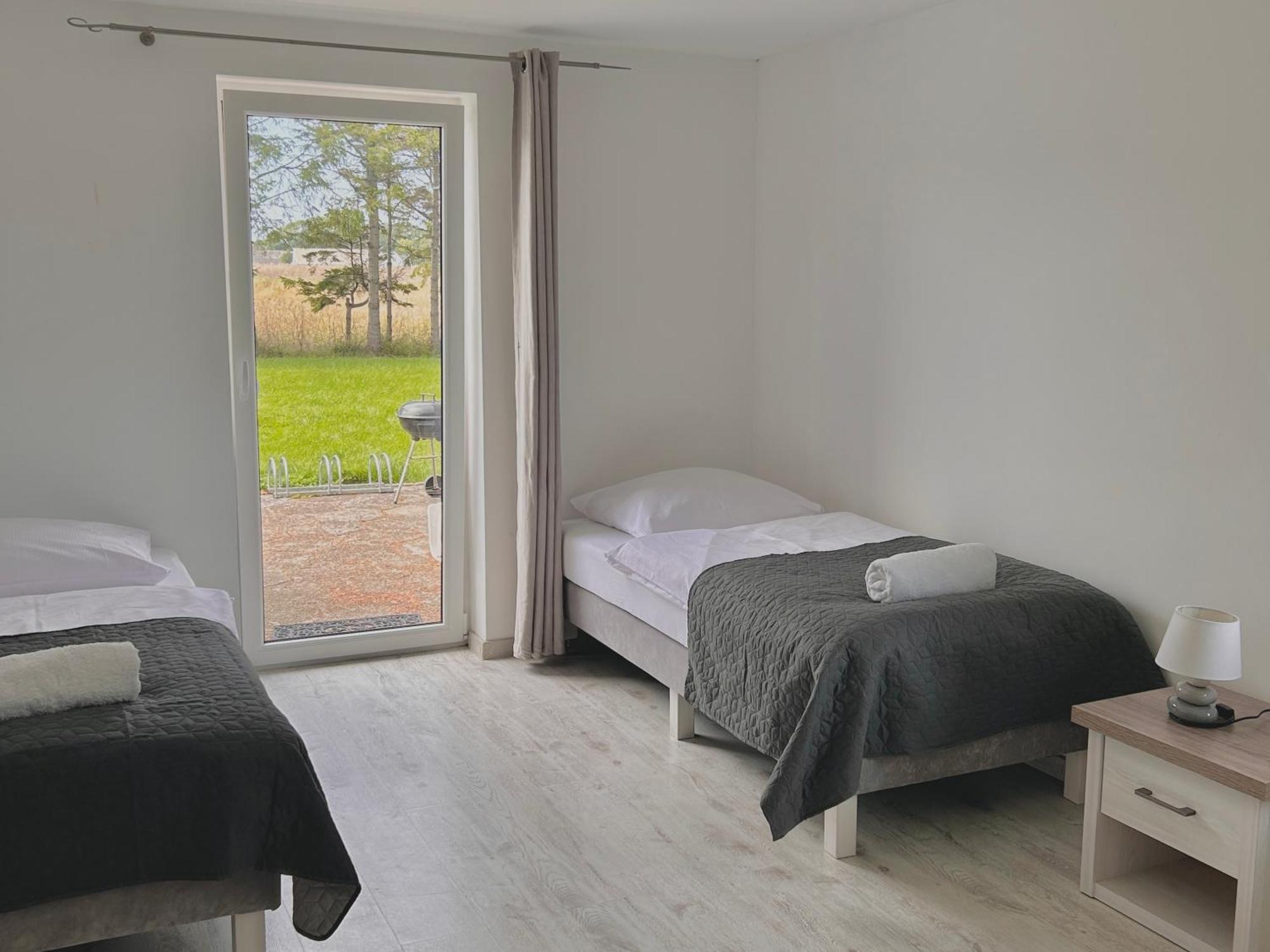 Apartamenty Molle Åkirkeby Екстериор снимка